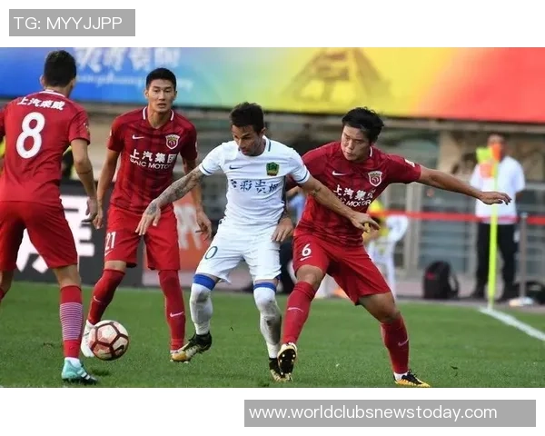 上港迎战贵州智诚争夺中超关键三分全力以赴展现球队实力